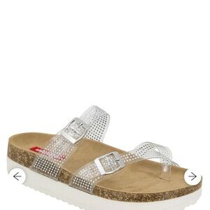 NWOT Size 9 Unionbay  Style Sandals